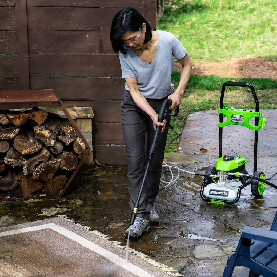 Greenworks Electric Pressure Washer up to 1900 PSI at 1.2 GPM, Green